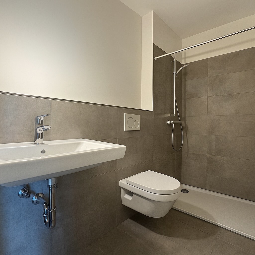 Modernisiertes Duschbad