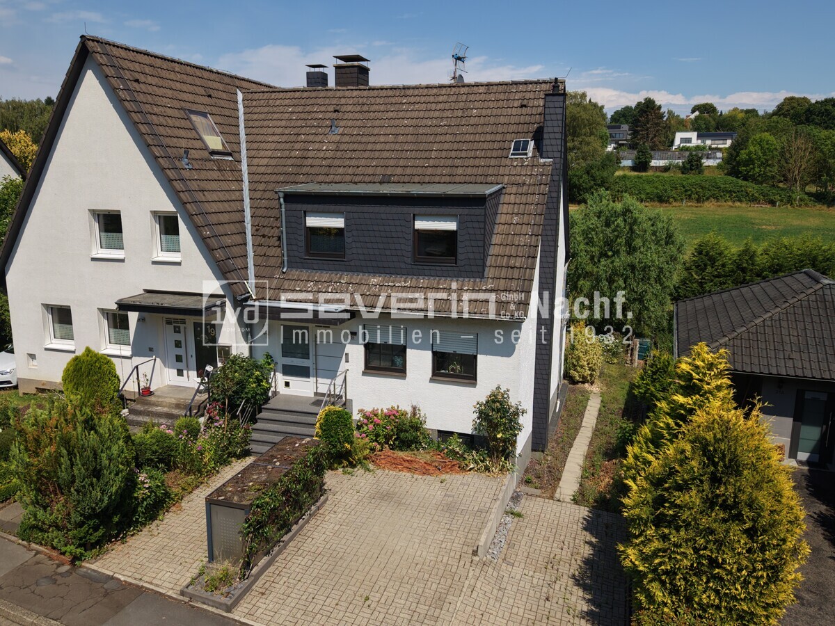 Real Estate Title Image Background