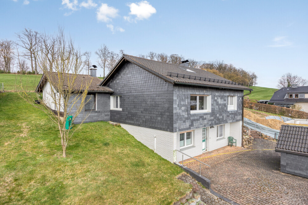 Einfamilienhaus mit viel Potenzial in grüner Lage von Wipperfürth Ohl