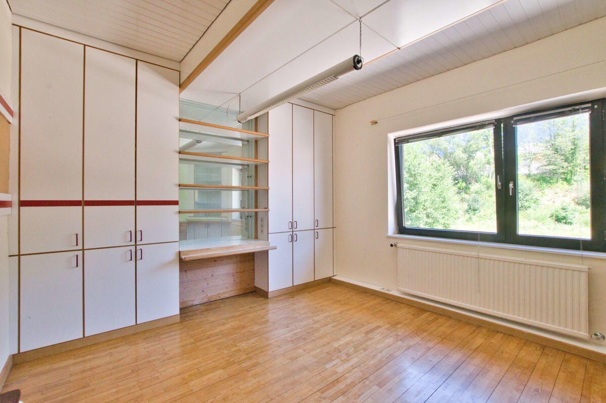 Zimmer Wohnung OG