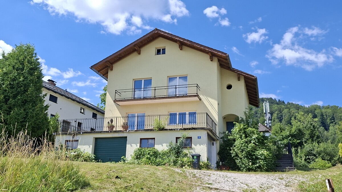 Ansicht Vorderseite Haus