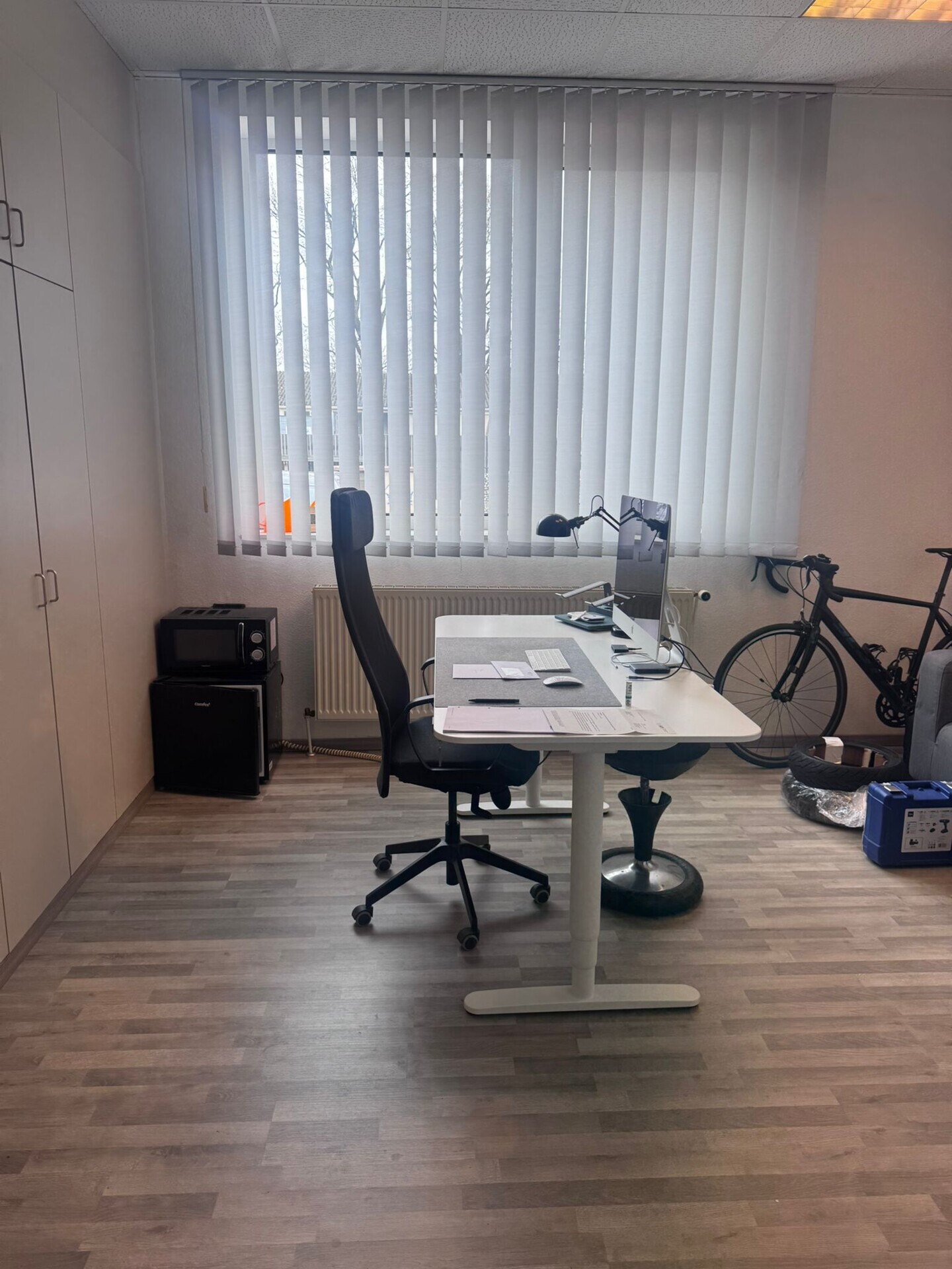 Büro 1