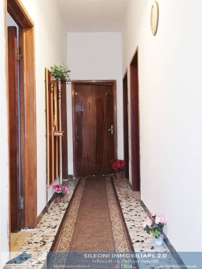 CASA SINGOLA CON CORTE RECINTATA — foto 6
