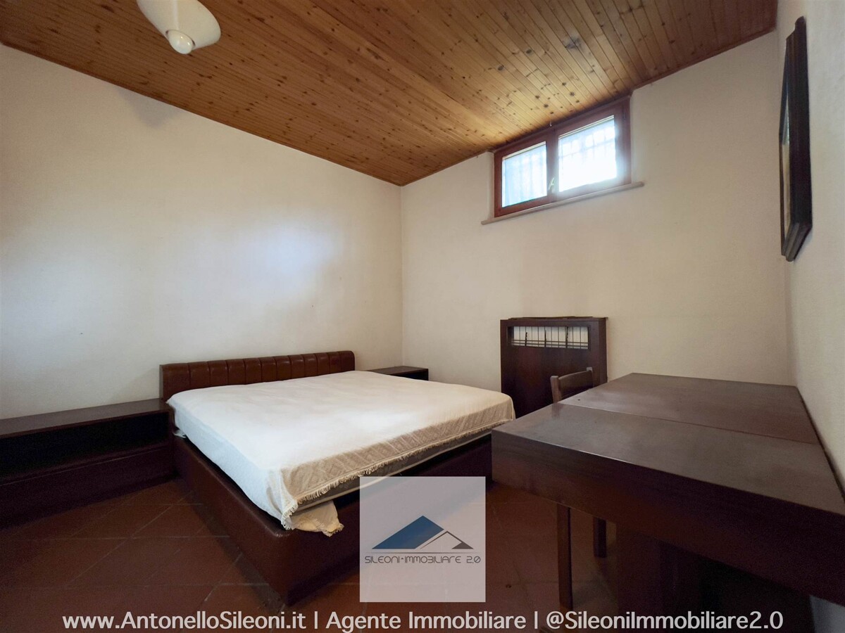 VILLINO A SCHIERA CON AMPIO GIARIDNO VISTA MARE — foto 25