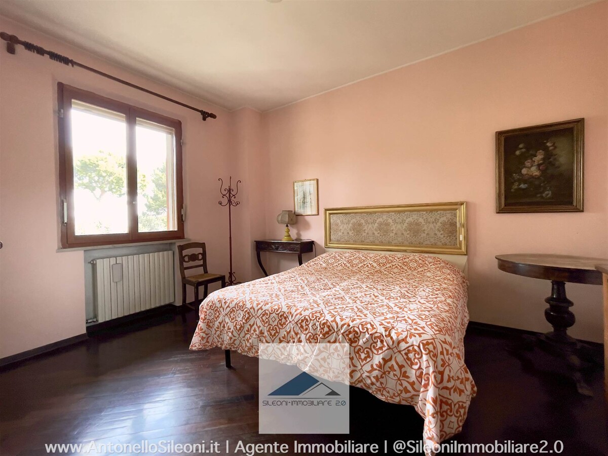 VILLINO A SCHIERA CON AMPIO GIARIDNO VISTA MARE — foto 12