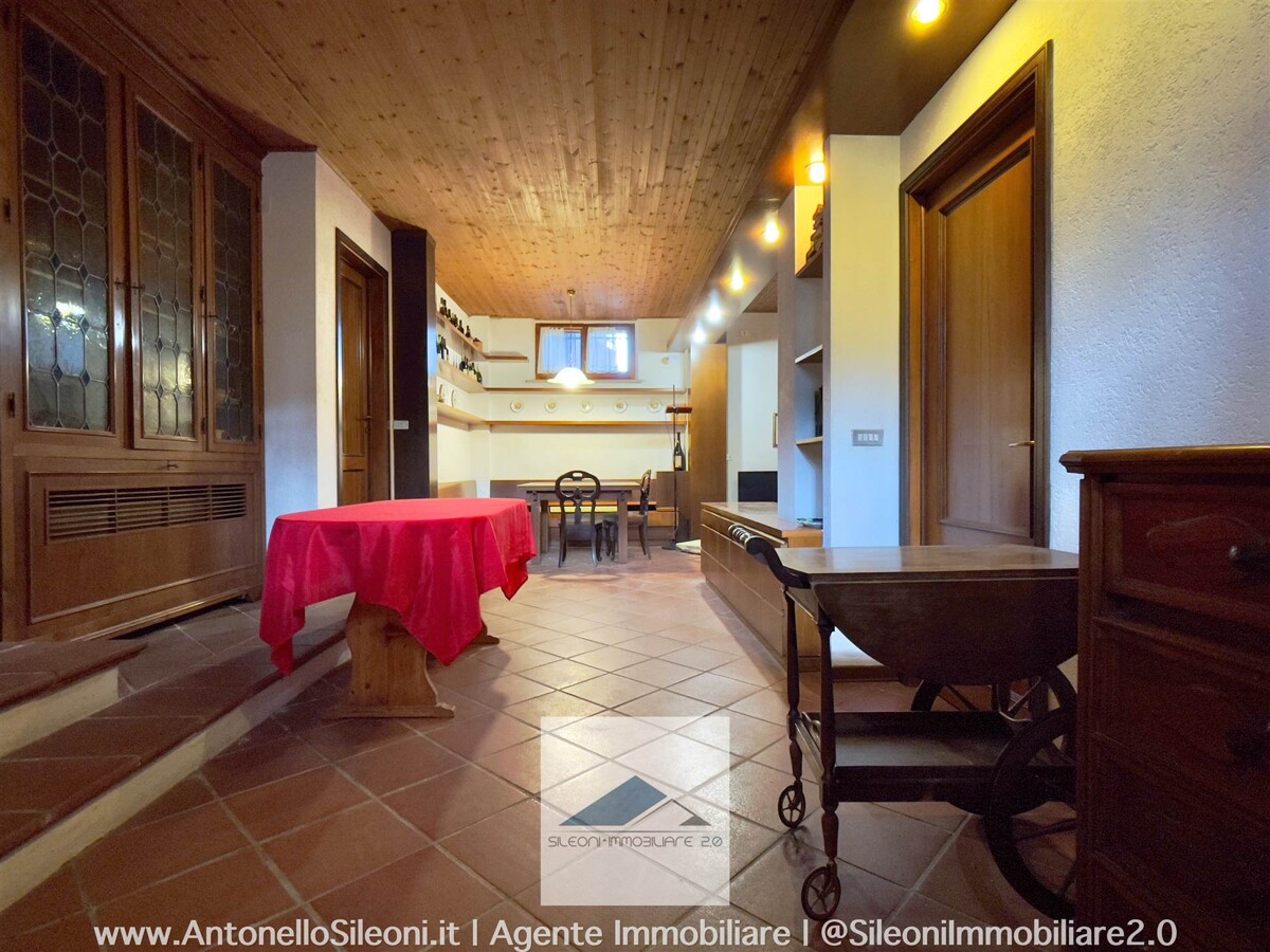 VILLINO A SCHIERA CON AMPIO GIARIDNO VISTA MARE — foto 28