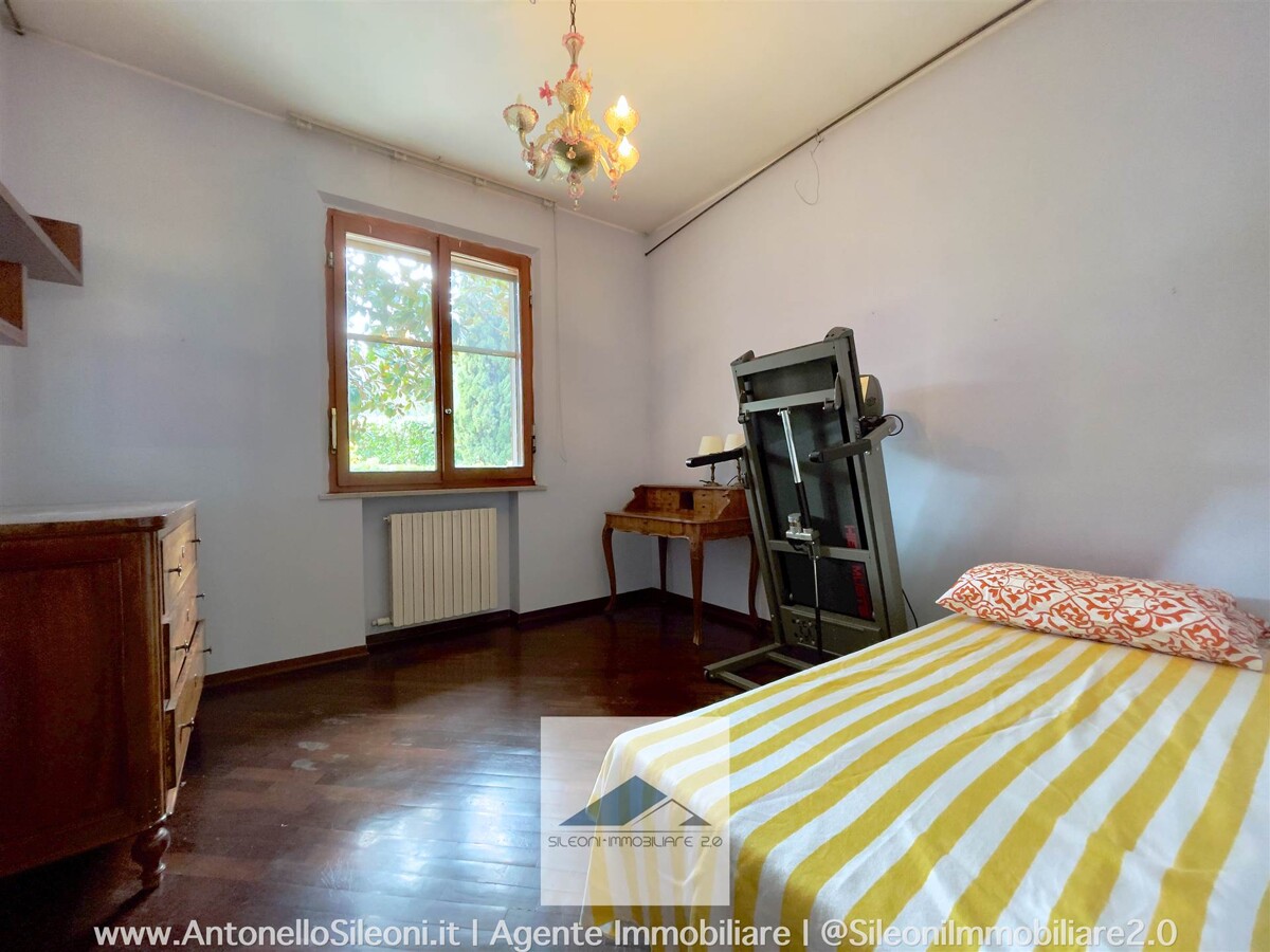 VILLINO A SCHIERA CON AMPIO GIARIDNO VISTA MARE — foto 15