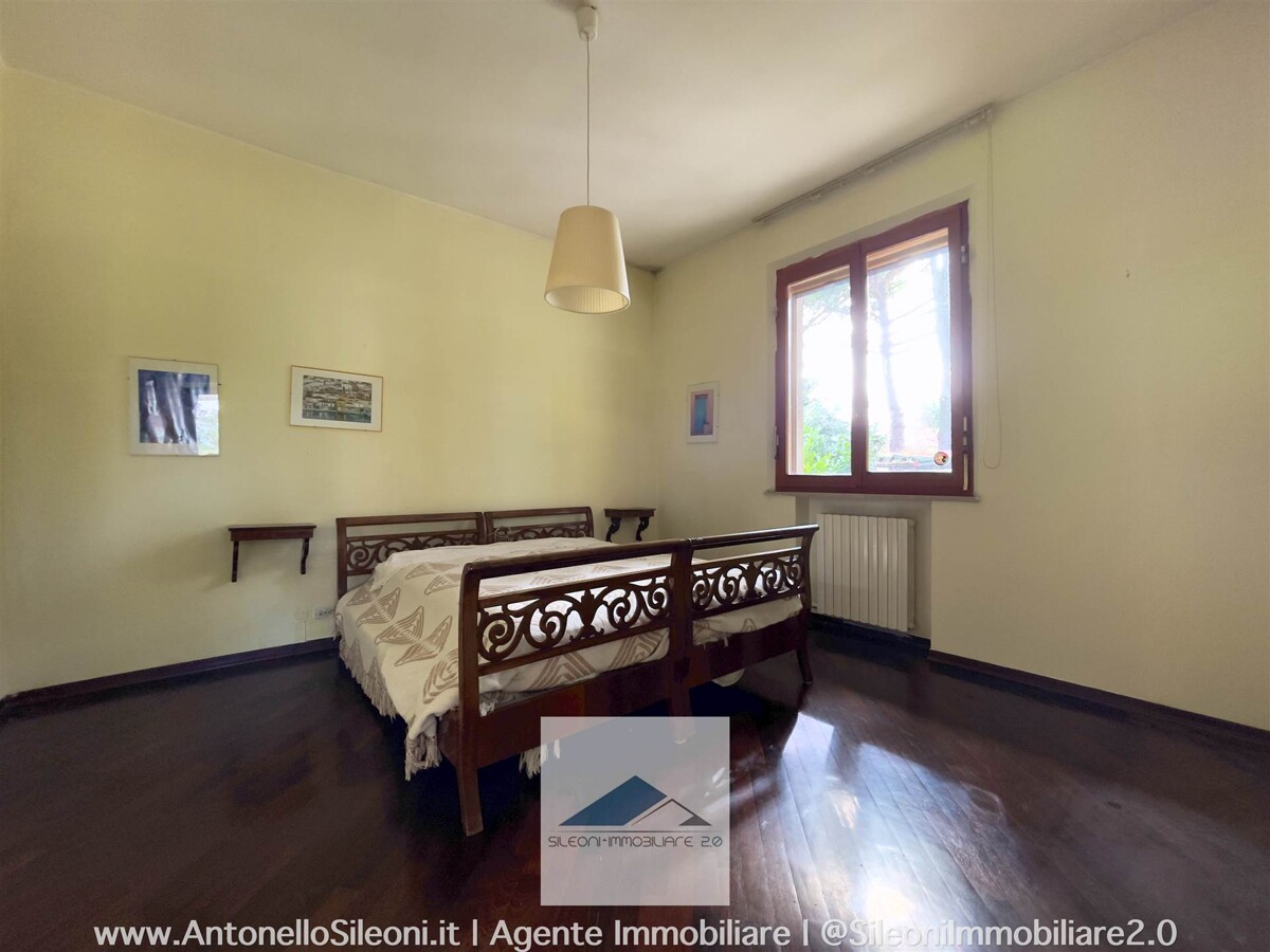 VILLINO A SCHIERA CON AMPIO GIARIDNO VISTA MARE — foto 14