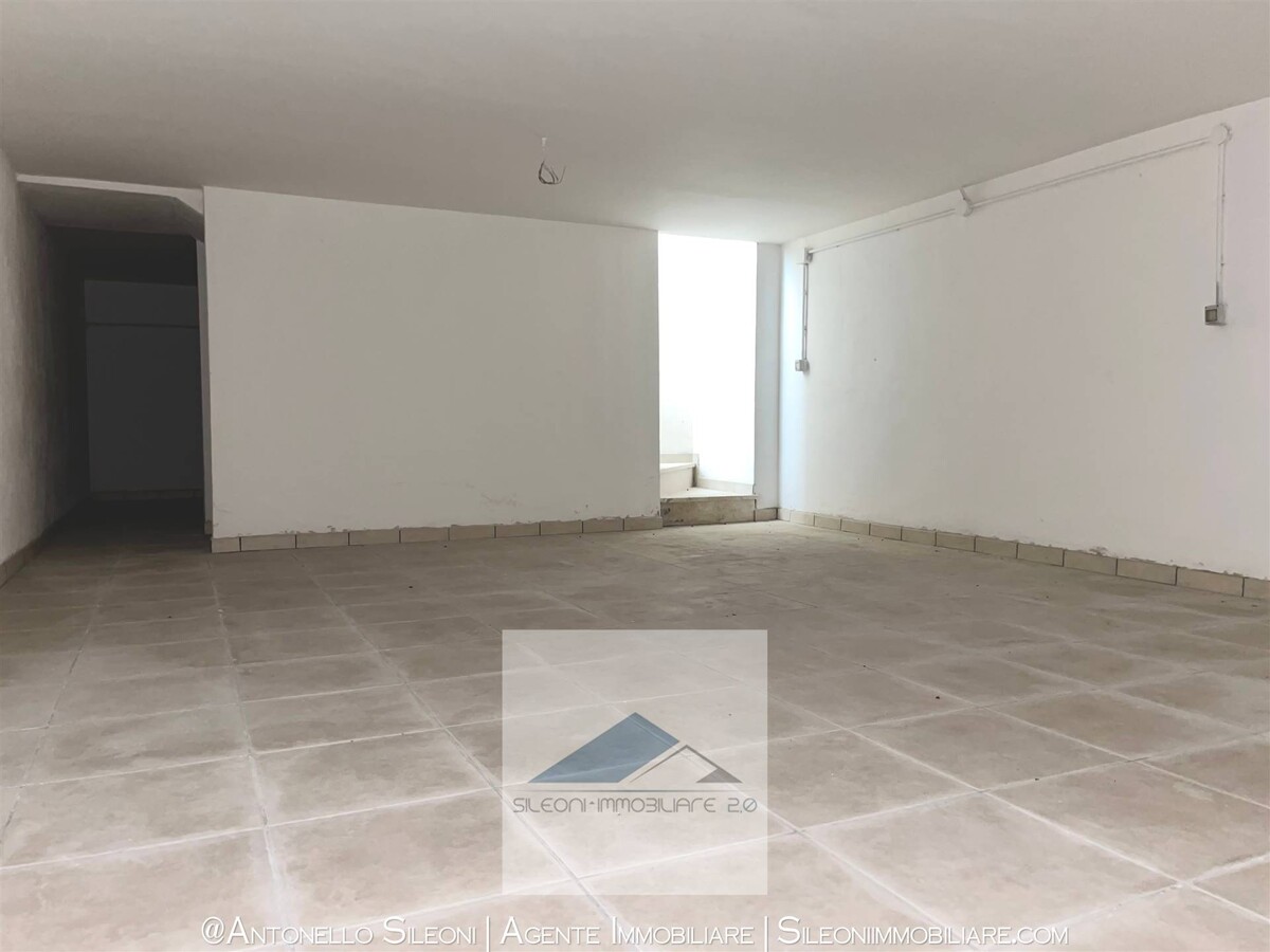DUPLEX PARI AL NUOVO CON GARAGE A LIVELLO — foto 5