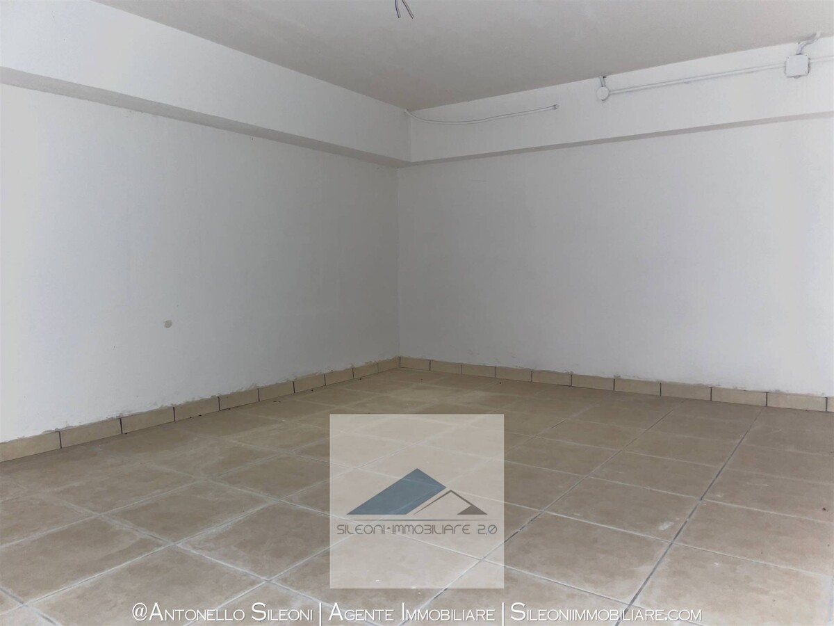 DUPLEX PARI AL NUOVO CON GARAGE A LIVELLO — foto 6