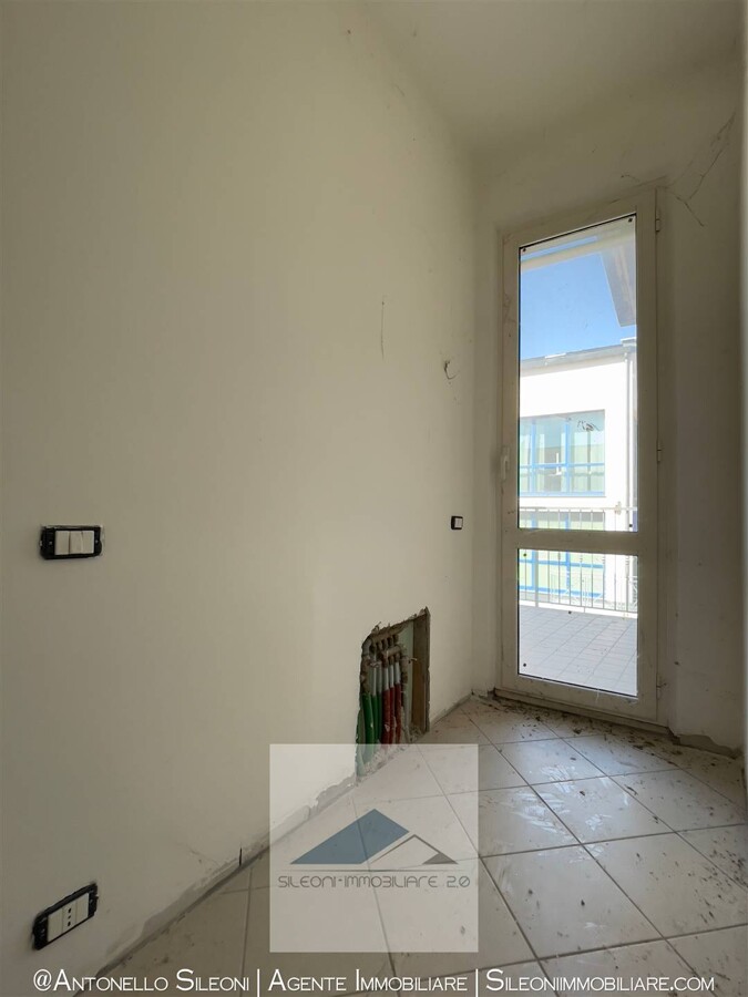 DUPLEX PARI AL NUOVO CON GARAGE A LIVELLO — foto 13