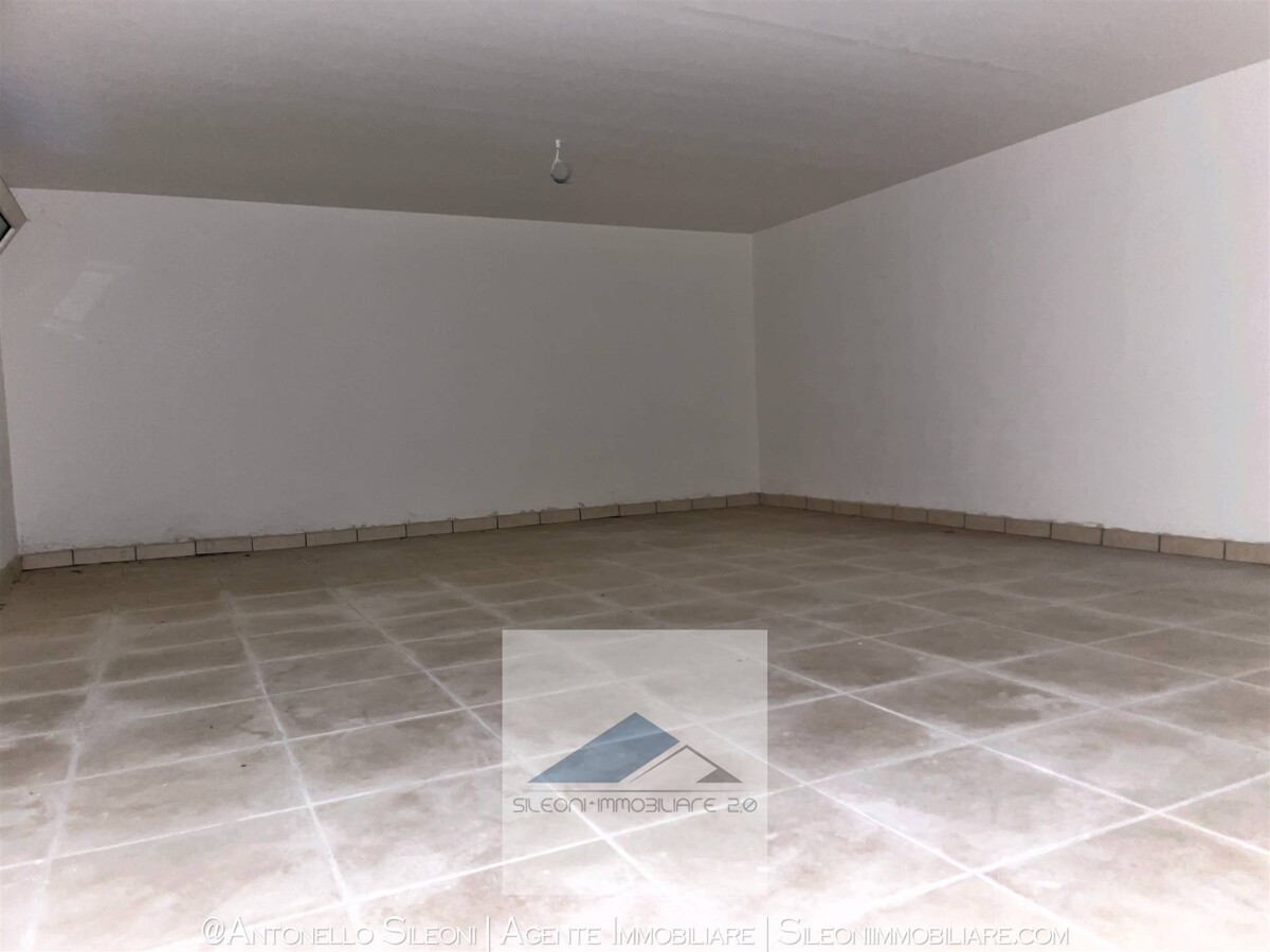 DUPLEX PARI AL NUOVO CON GARAGE A LIVELLO — foto 4