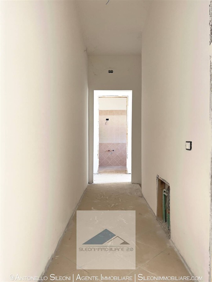 DUPLEX PARI AL NUOVO CON GARAGE A LIVELLO — foto 9