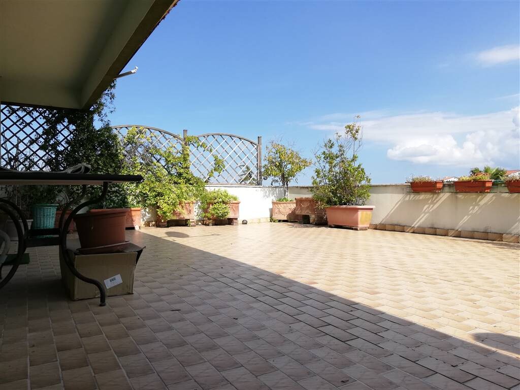 OSIMO - APPARTAMENTO DI AMPIA METRATURA CON TERRAZZO DI 60 MQ! — foto 11