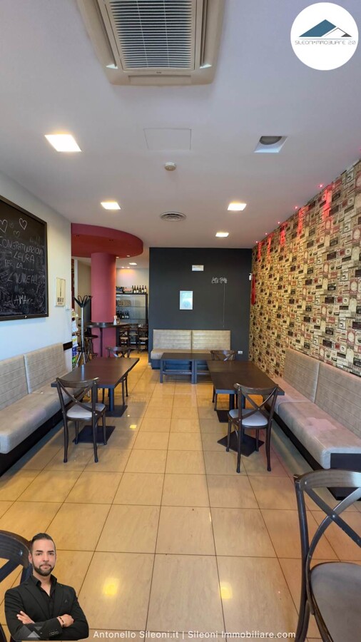 LOCALE AD USO NEGOZIO CON ATTIVITÁ DI BAR E TABACCHI — foto 14