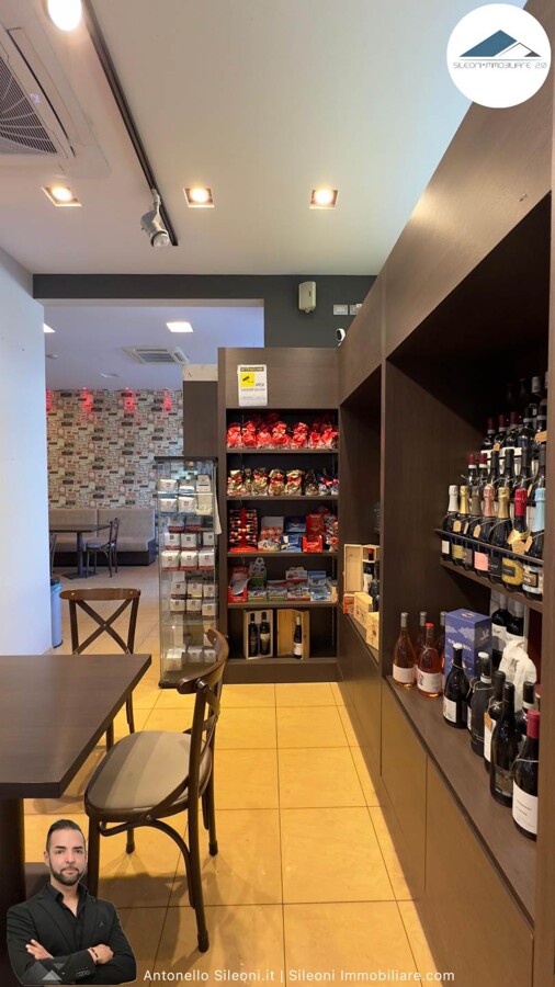 LOCALE AD USO NEGOZIO CON ATTIVITÁ DI BAR E TABACCHI — foto 12