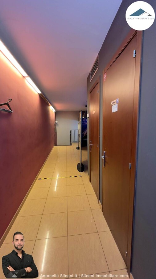 LOCALE AD USO NEGOZIO CON ATTIVITÁ DI BAR E TABACCHI — foto 19