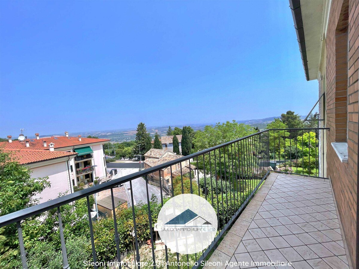 APPARTAMENTO IN BIFAMILIARE CON GIARDINO PRIVATO — foto 22