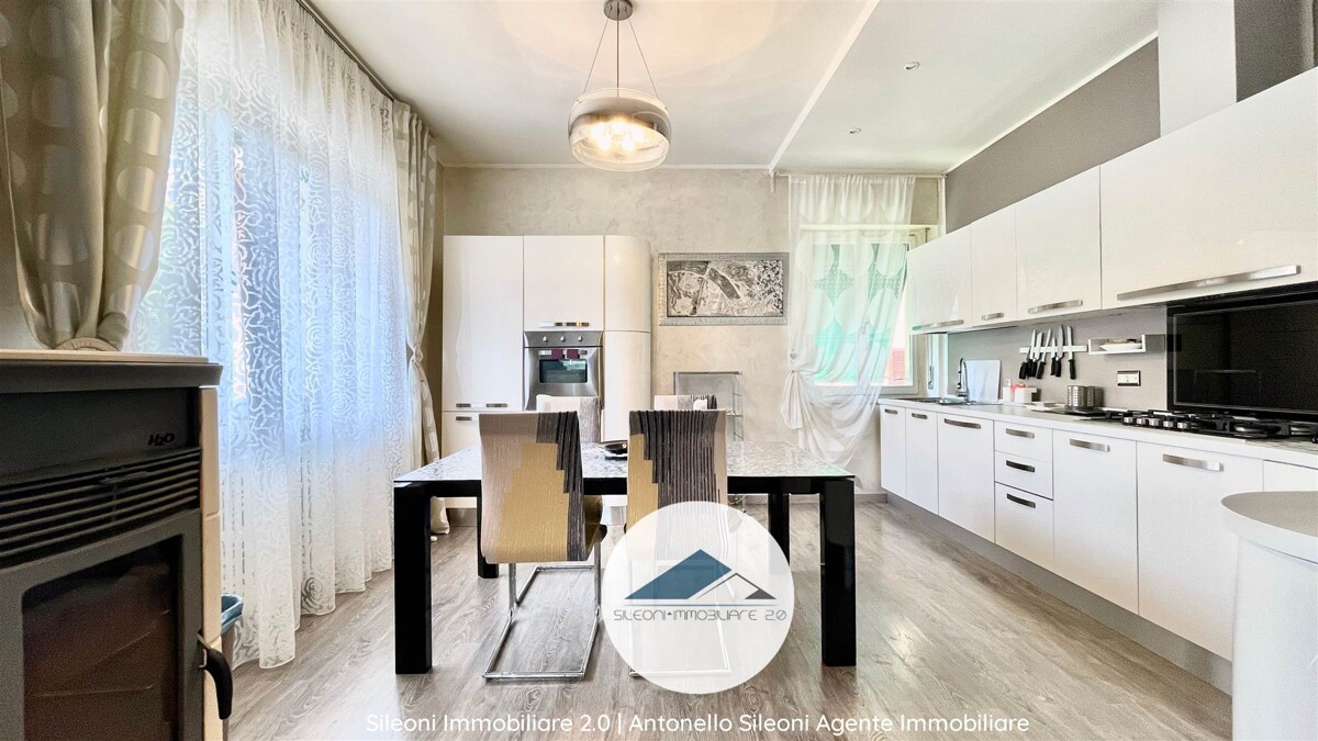 APPARTAMENTO IN BIFAMILIARE CON GIARDINO PRIVATO — foto 16