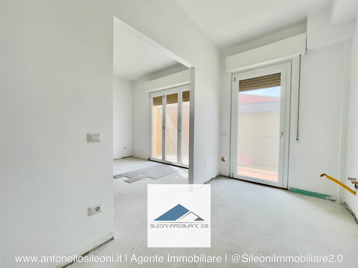 APPARTAMENTO IN PIENO CENTRO, CONSEGNA CHIAVI IN MANO!! — foto 13