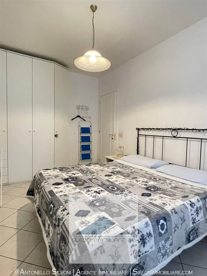 GRAZIOSO TRILOCALE IN CENTRO — foto 4