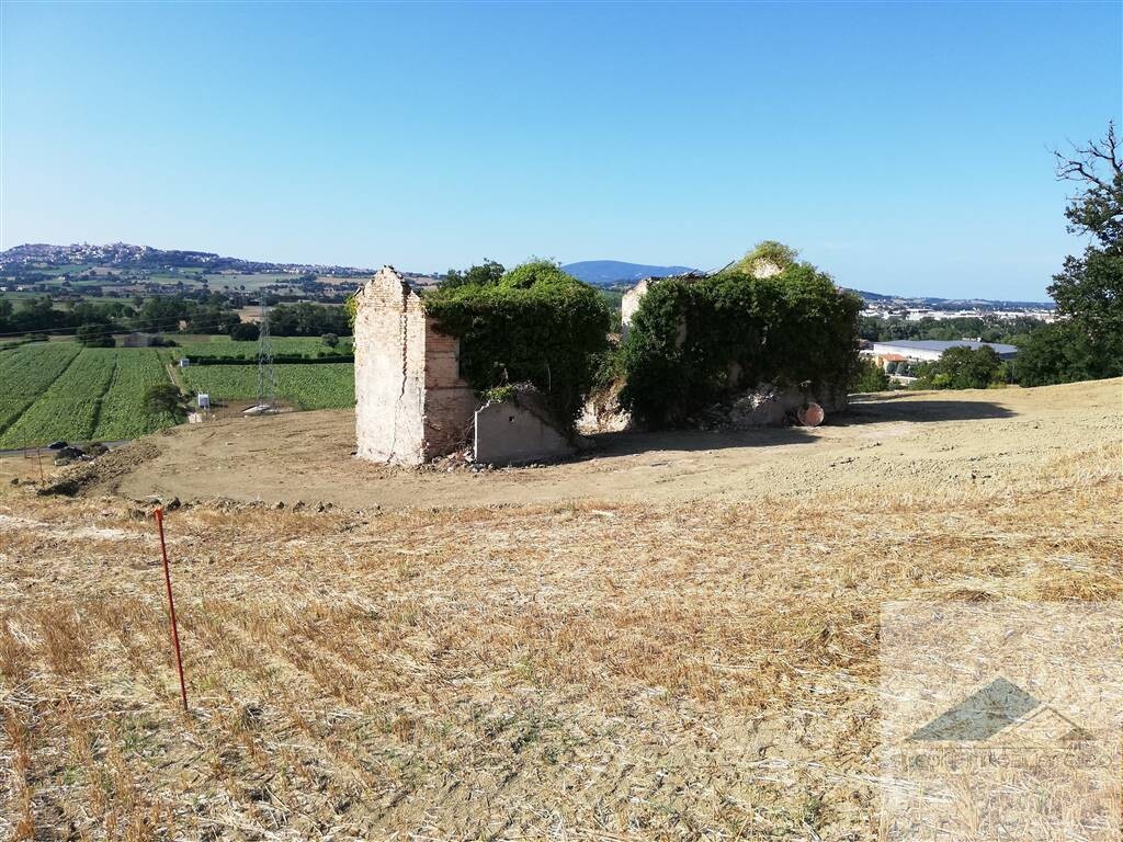 Casale o castello a RECANATI — foto 7