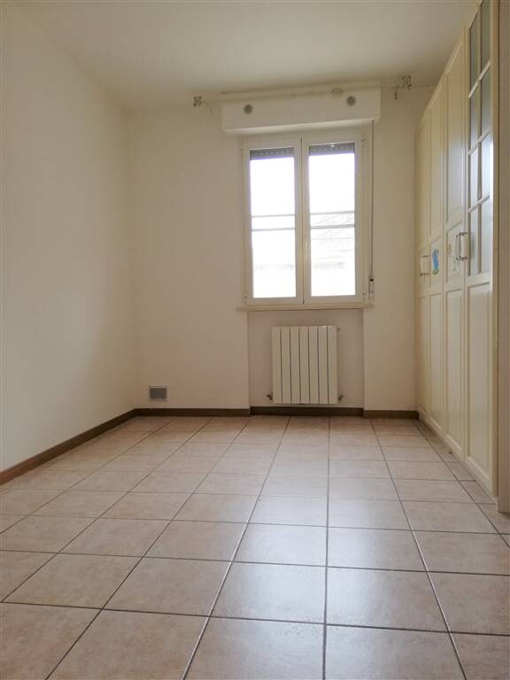APPARTAMENTO AL PIANO TERRA CON GIARDINO — foto 6