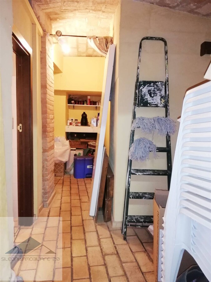 ATTIVITA COMMERCIALE NE L CUORE DEL CENTRO STORICO — foto 7
