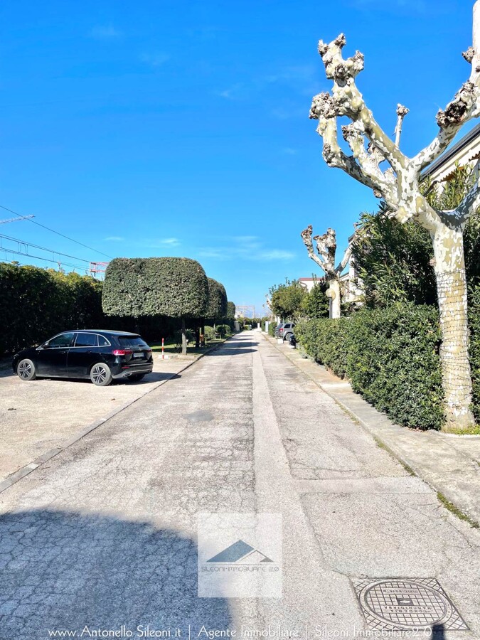 VILLETTA SU DUE LIVELLI IN RIVA AL MARE!!! — foto 18