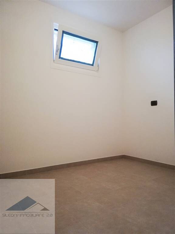 APPARTAMENTO PARI AL NUOVO CON GIARDINO E GARAGE — foto 11