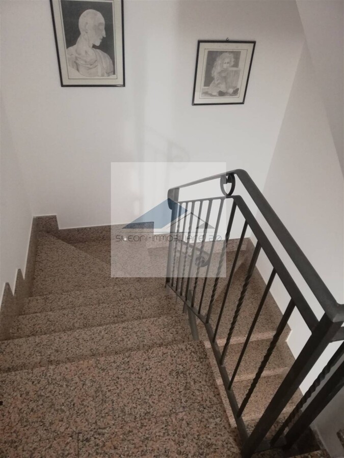 APPARTAMENTO AUTONOMO CON MANSARDA E GARAGE — foto 10