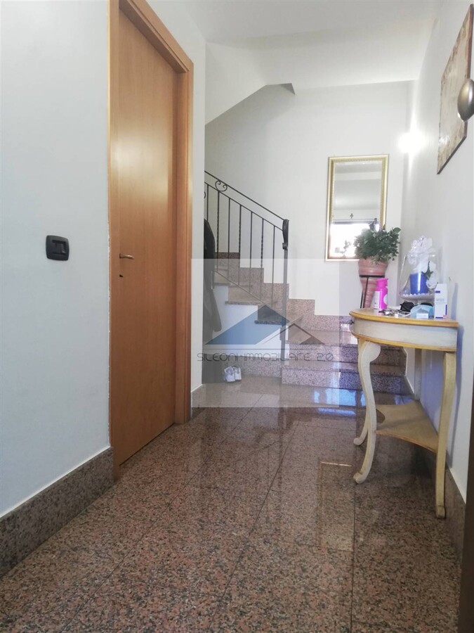 APPARTAMENTO AUTONOMO CON MANSARDA E GARAGE — foto 11