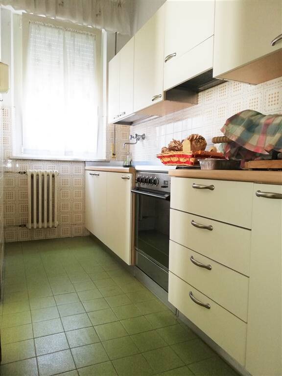 APPARTAMENTO DI AMPIA METRATURA IN BIFAMILIARE SENZA CONDOMINIO — foto 3
