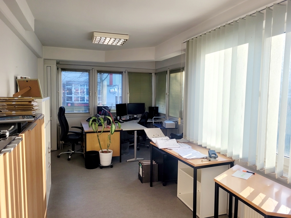 Büro1