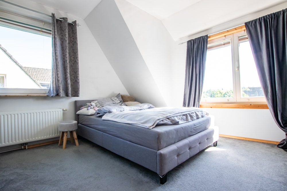 Schlafzimmer 2