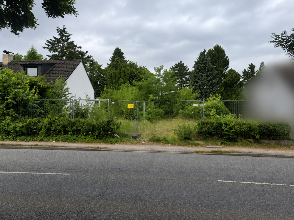 Grundstück
