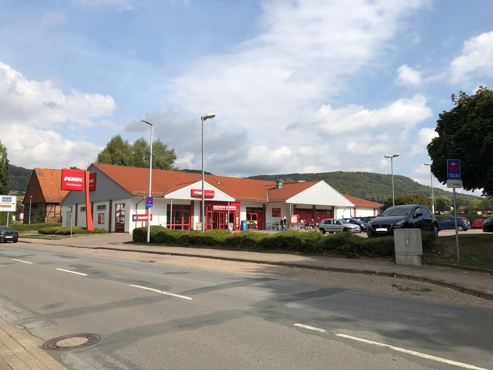 Gegenüber