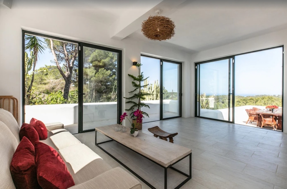Titel Ibiza