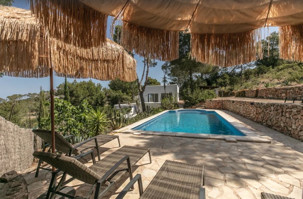 Pool mit Meerblick