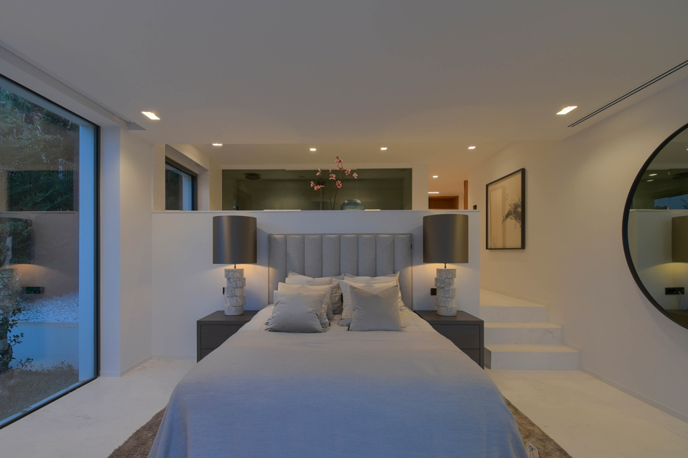 Master-Bereich mit Bad-en-Suite