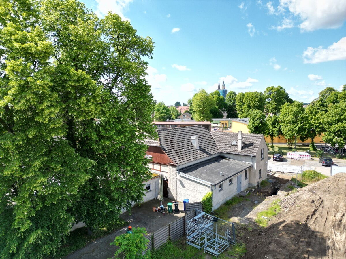 Geschwister-Scholl-Straße 10 - 14913 Jüterbog -Hinterhof - Luftbild