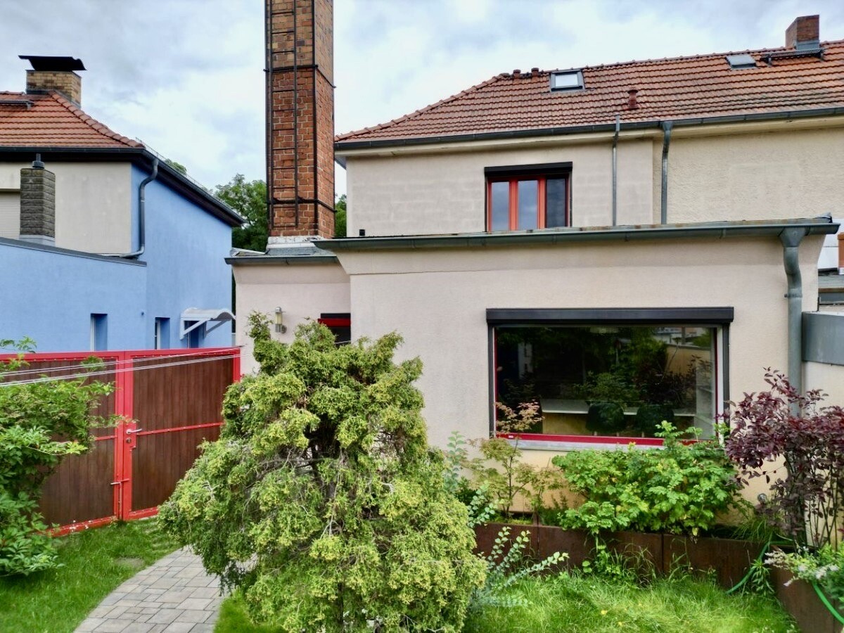 Hinterseite - Garten