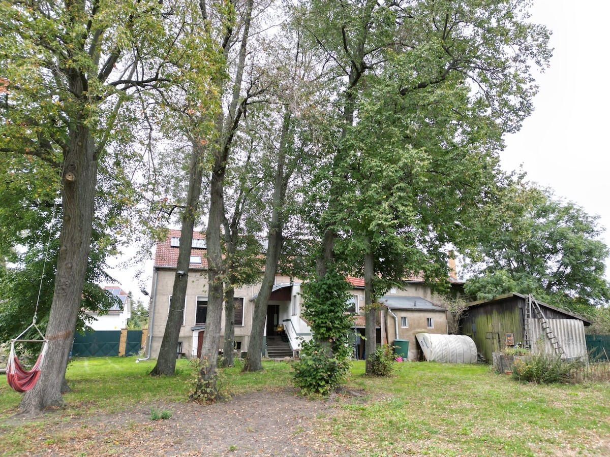 Garten mit Baumbestand