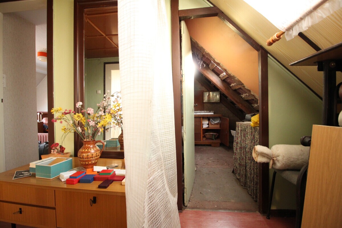 Sicht z. Dachbodenfläche - 1. OG li