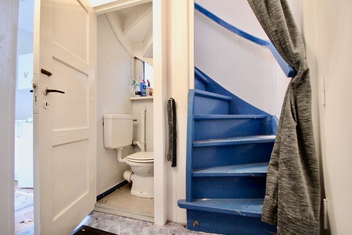 Gästehaus - Treppe - WC