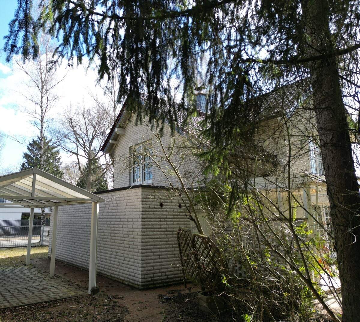 Carport