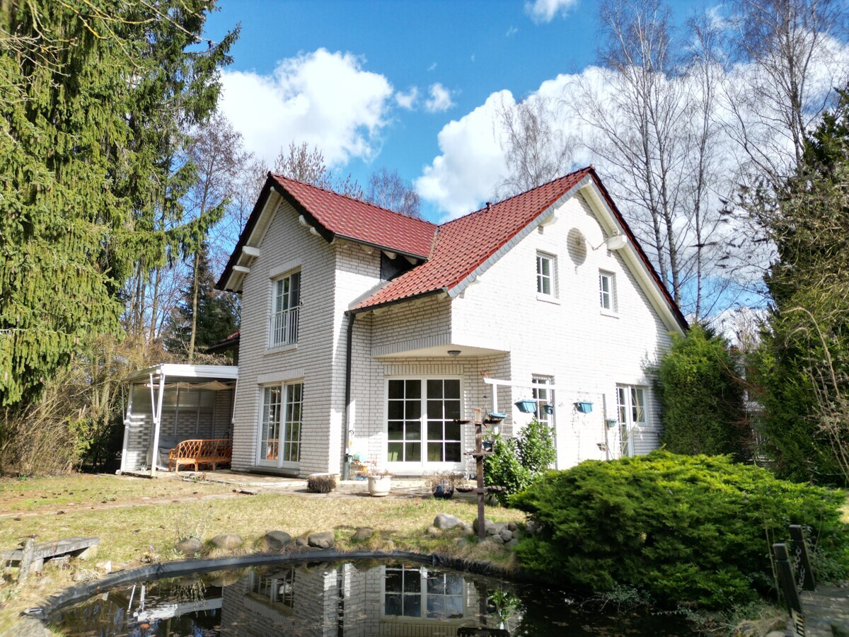 Haus - Teich