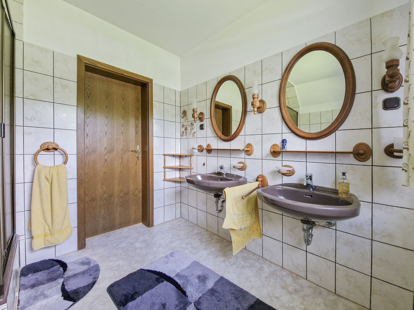 Badezimmer im DG