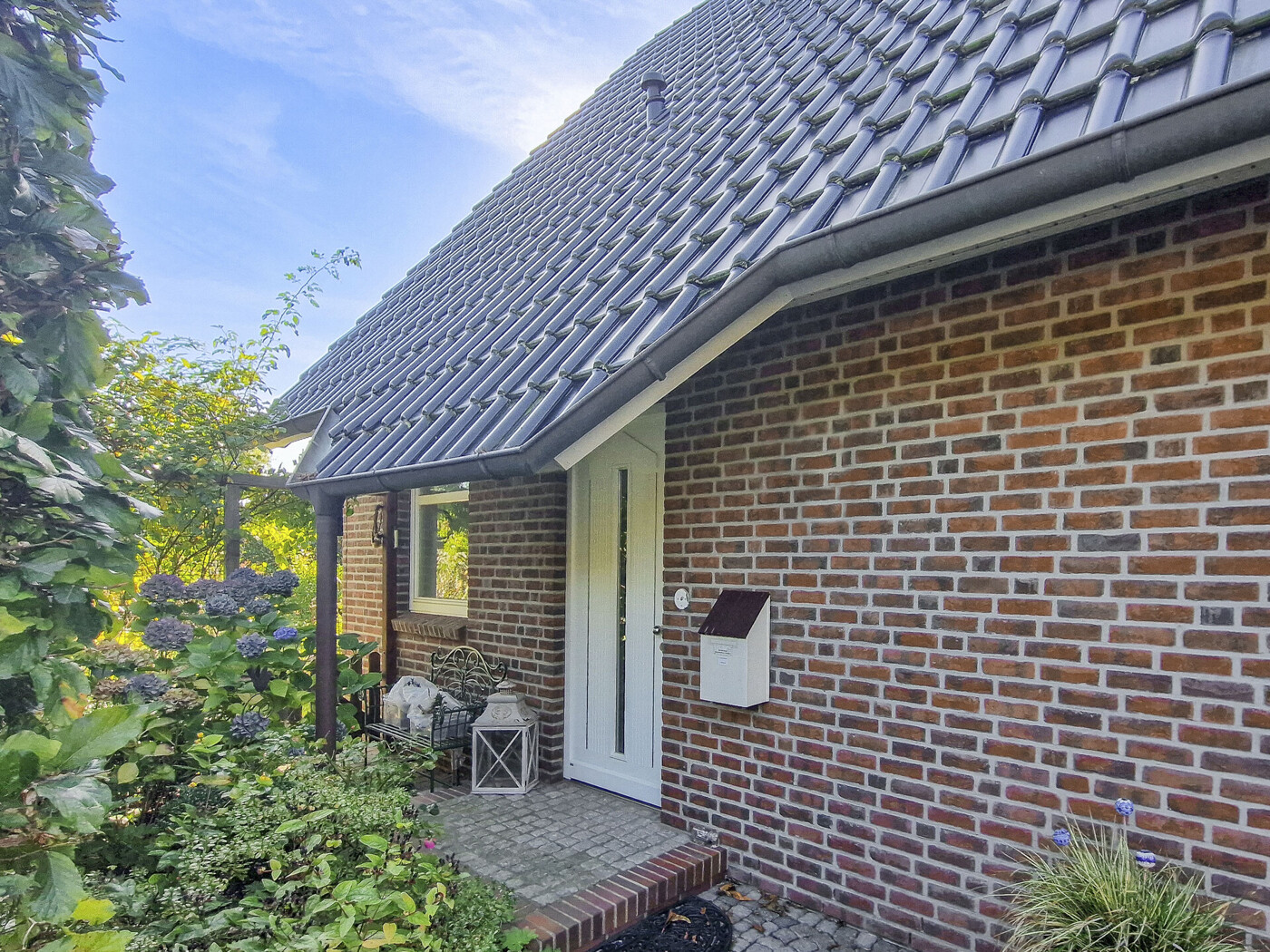 Überdachter Eingang