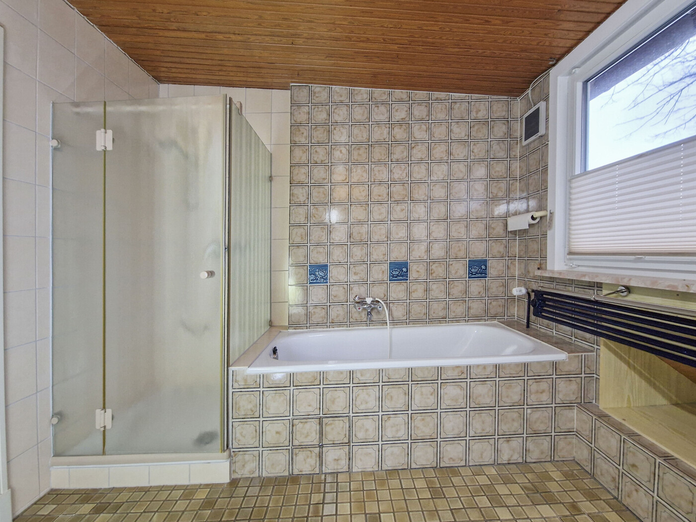 Vollbad im Obergeschoss